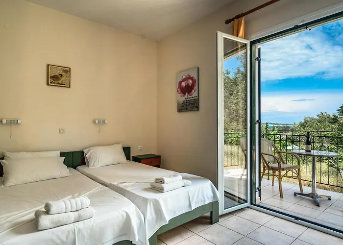 アパート Anemona G カテリオス